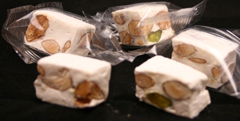 Weißer Nougat aus der Provence, einzeln verpackt Verkauf pro Stück, 4 g